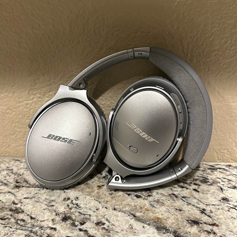 Bose quiet comfort headphones